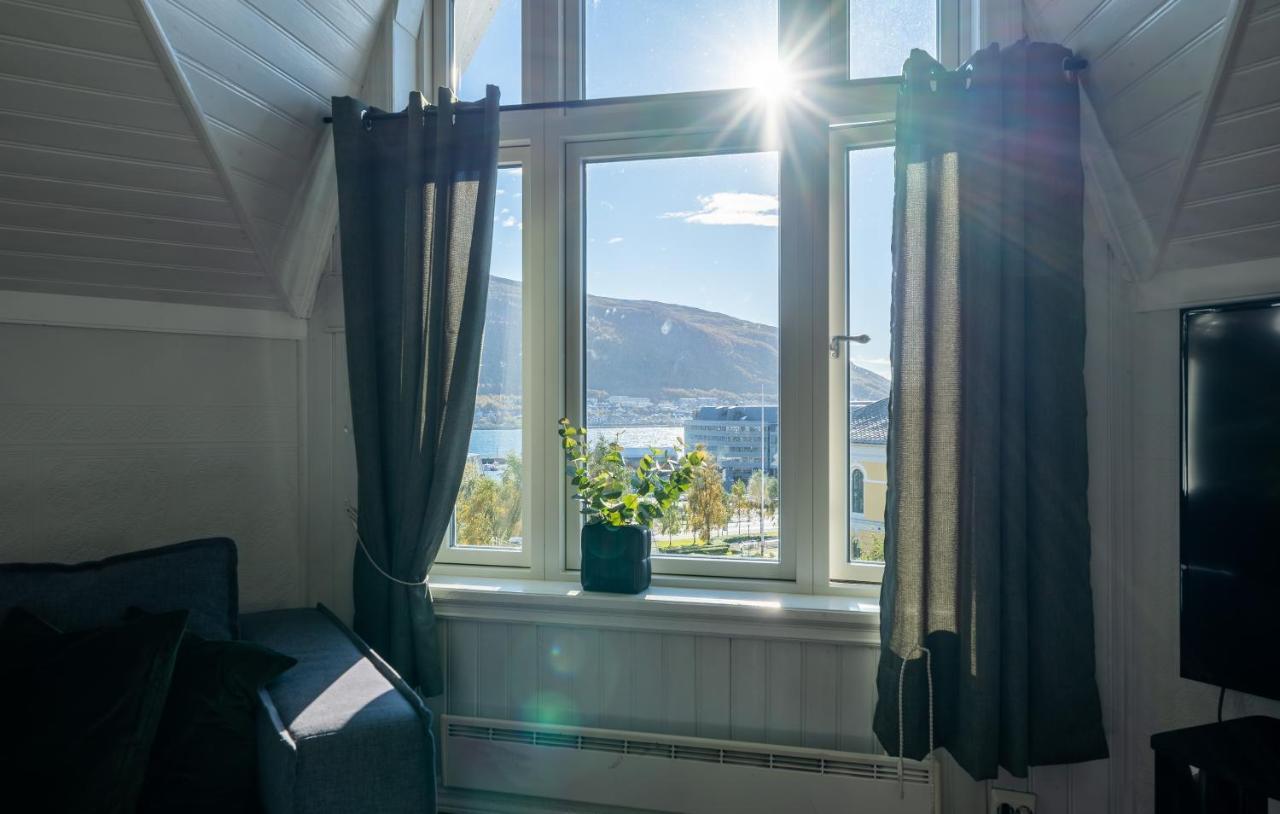Enter Tromso - Exclusive 4 Bedroom Villa מראה חיצוני תמונה