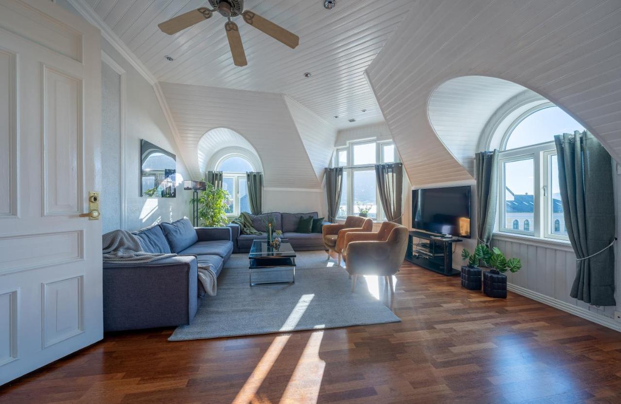 Enter Tromso - Exclusive 4 Bedroom Villa מראה חיצוני תמונה