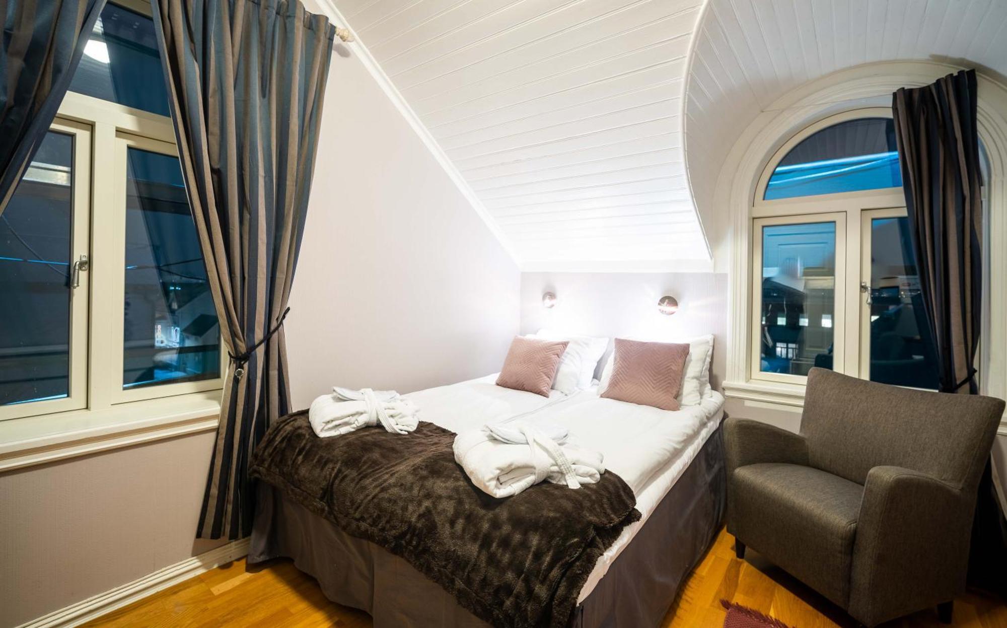 Enter Tromso - Exclusive 4 Bedroom Villa מראה חיצוני תמונה